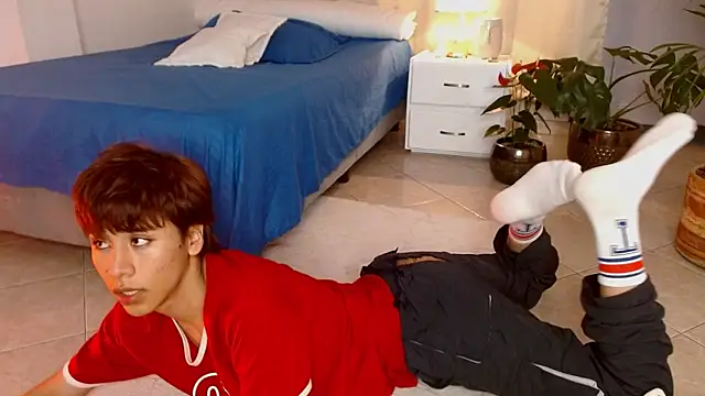 Tommyfoxboy online show from 3, 2, 2025