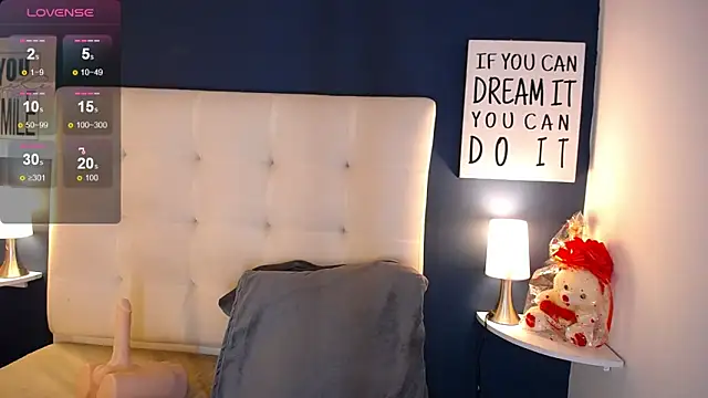 Emmawattsom online show from 6, 2, 2025