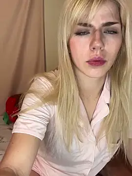 SirenitySirenxx online show from 8, 1, 2025