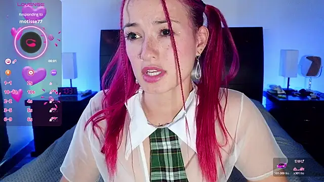 luccycollins  online show from 28, 5, 2026