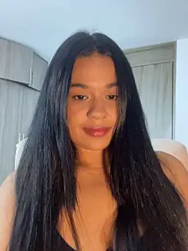 Snapshot of Aitana98_ chatting on 20, 10, 2025 Aitana98 online show from 20, 10, 2025