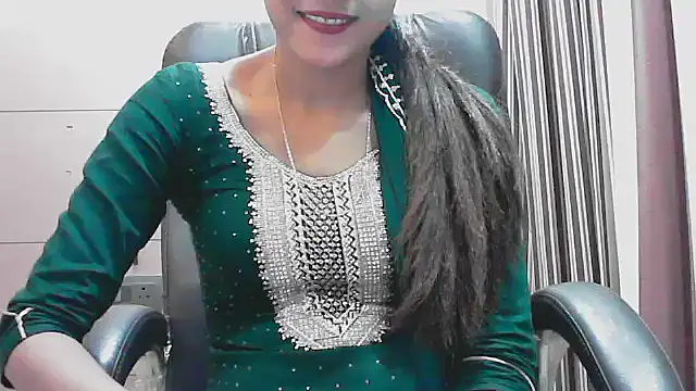 collage hoty online show from 13, 10, 2025