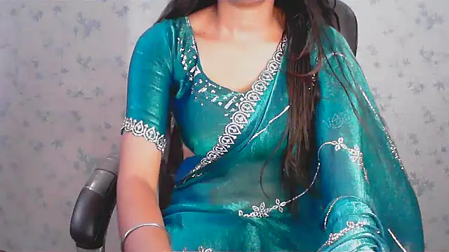 Snapshot of collage_hoty chatting on 7, 6, 2026 collage hoty online show from 7, 6, 2026