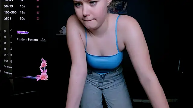 Snapshot of nikole_kitt chatting on 28, 12, 2024 nikole kitt online show from 28, 12, 2024