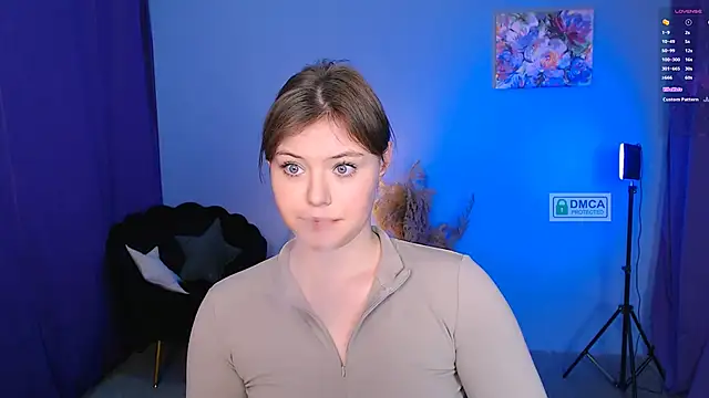 Snapshot of nikole_kitt chatting on 13, 1, 2025 nikole kitt online show from 13, 1, 2025