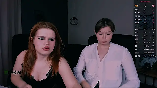 Snapshot of nikole_kitt chatting on 7, 2, 2025 nikole kitt online show from 7, 2, 2025
