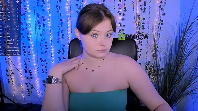 Snapshot of nikole_kitt chatting on 20, 9, 2025 nikole kitt online show from 20, 9, 2025