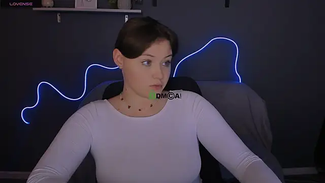 Snapshot of nikole_kitt chatting on 26, 9, 2025 nikole kitt online show from 26, 9, 2025