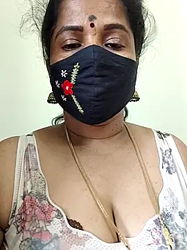 Snapshot of gaurika18 chatting on 1, 5, 2026 gaurika18 online show from 1, 5, 2026