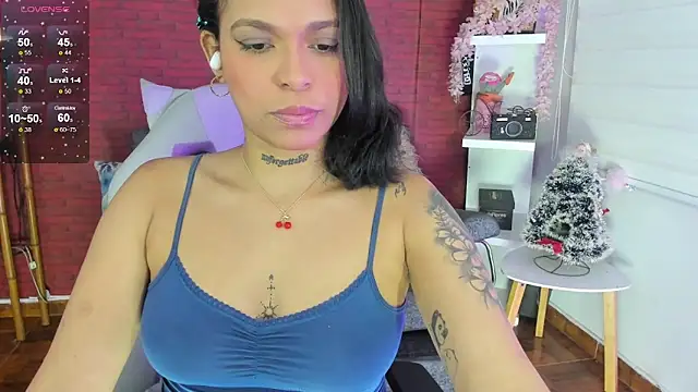 Snapshot of samantha_simur chatting on 27, 12, 2024 samantha simur online show from 27, 12, 2024
