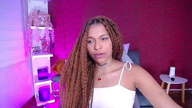 Snapshot of samantha_simur chatting on 13, 2, 2025 samantha simur online show from 13, 2, 2025