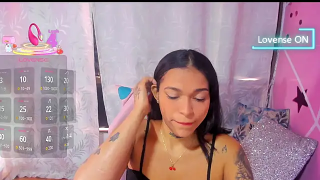 Snapshot of samantha_simur chatting on 14, 3, 2025 samantha simur online show from 14, 3, 2025