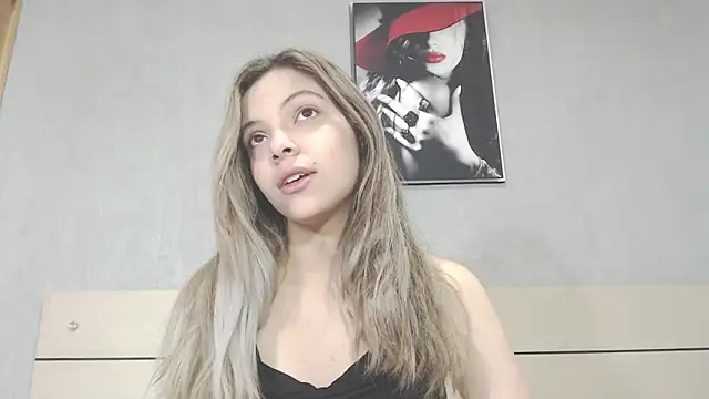 Snapshot of andreau18 chatting on 30, 1, 2025 andreau18 online show from 30, 1, 2025