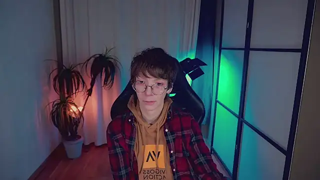 Snapshot of TommieH chatting on 19, 1, 2025 TommieH online show from 19, 1, 2025