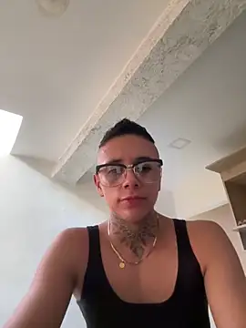 Snapshot of _PhillipBrown chatting on 9, 3, 2025 PhillipBrown online show from 9, 3, 2025