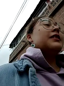 lara moon25 online show from 22, 9, 2025