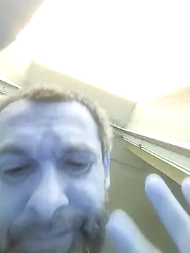 Snapshot of Andrzej-M chatting on 13, 9, 2025 Andrzej-M online show from 13, 9, 2025
