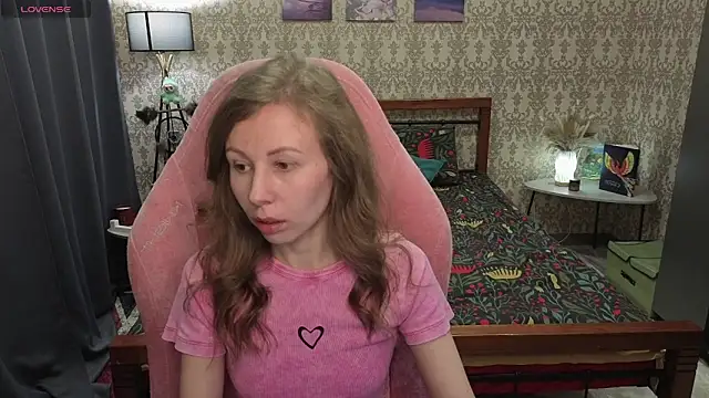 Lill Mary online show from 2, 2, 2026