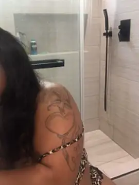 Snapshot of NovaDivine3000 chatting on 25, 2, 2026 NovaDivine3000 online show from 25, 2, 2026