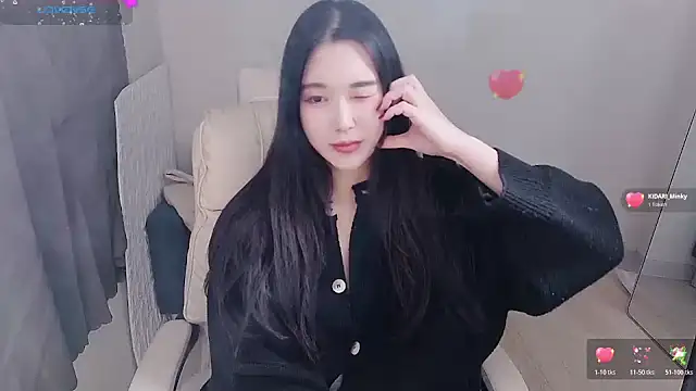 who Lilly online show from 26, 11, 2025