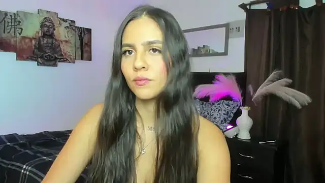 Snapshot of alisa_jhons1 chatting on 2, 10, 2025 alisa jhons1 online show from 2, 10, 2025