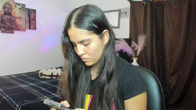 Snapshot of alisa_jhons1 chatting on 8, 10, 2025 alisa jhons1 online show from 8, 10, 2025