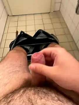 Snapshot of BigAssChubby chatting on 4, 11, 2025 BigAssChubby online show from 4, 11, 2025