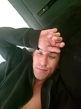 LargeDominoes online show from 17, 3, 2026