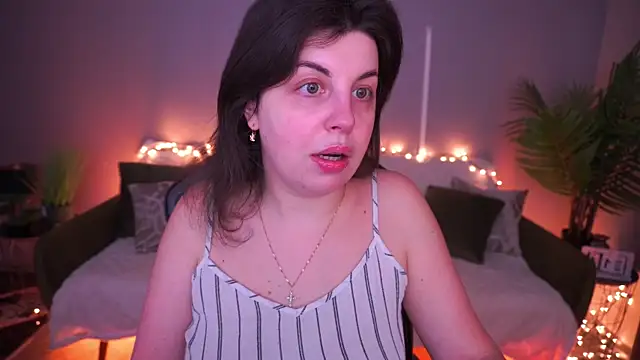 MirandaWong online show from 15, 3, 2026