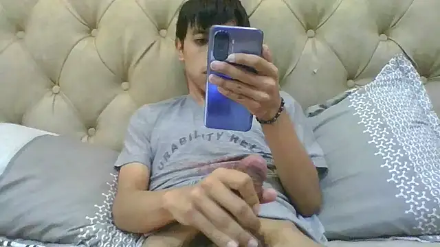Snapshot of danuel23 chatting on 14, 12, 2024 danuel23 online show from 14, 12, 2024