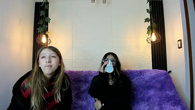 BRIAR AND BLAIR online show from 28, 10, 2025