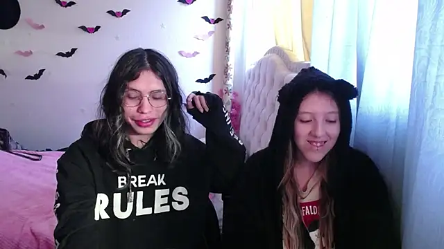 BRIAR AND BLAIR online show from 6, 11, 2025