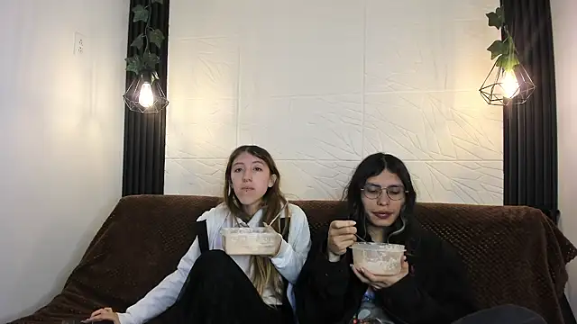 BRIAR AND BLAIR online show from 21, 11, 2025