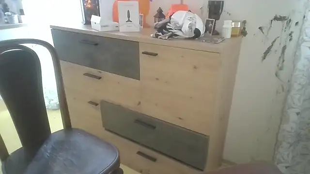 Meliss Official9 online show from 1, 10, 2025