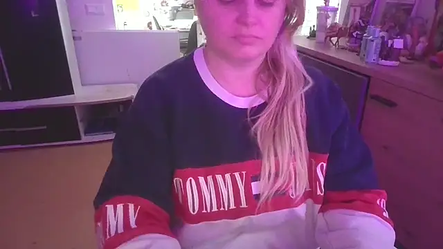 Meliss Official9 online show from 22, 12, 2025