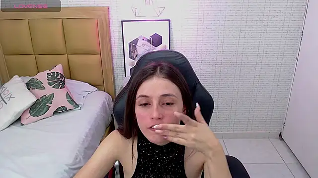 MAGNOLEROY online show from 22, 1, 2025