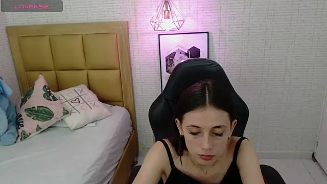 MAGNOLEROY online show from 23, 1, 2025