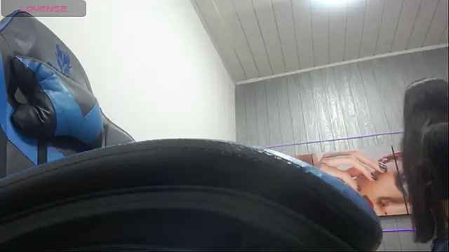 Snapshot of Catalehia_Milk chatting on 8, 3, 2025 Catalehia Milk online show from 8, 3, 2025