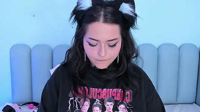 curvy rousi online show from 30, 11, 2025