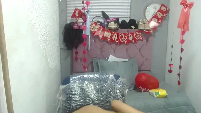 Snapshot of vainillaplaypussy chatting on 17, 3, 2025 vainillaplaypussy online show from 17, 3, 2025