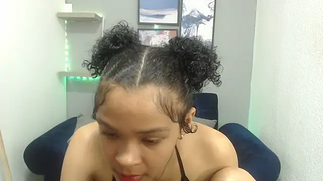 Snapshot of vainillaplaypussy chatting on 20, 9, 2025 vainillaplaypussy online show from 20, 9, 2025