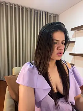 Alice Biel online show from 31, 1, 2025