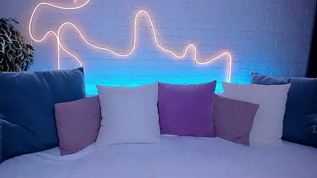 rossy babe  online show from 14, 10, 2025