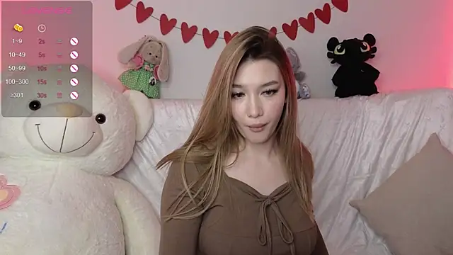 Snapshot of LuxuryGirl__ chatting on 21, 2, 2025 LuxuryGirl online show from 21, 2, 2025