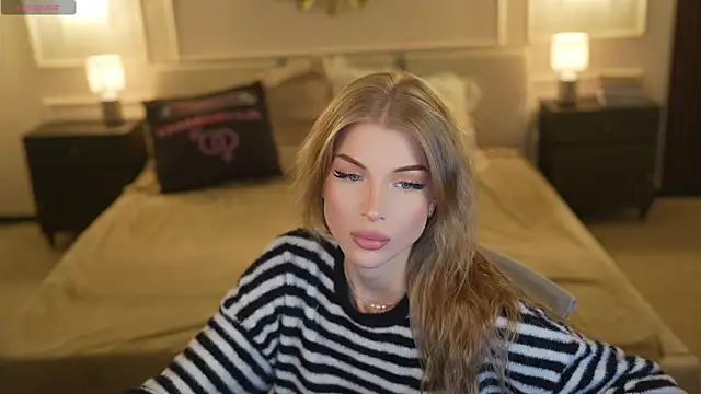 Stacy054 online show from 9, 11, 2025