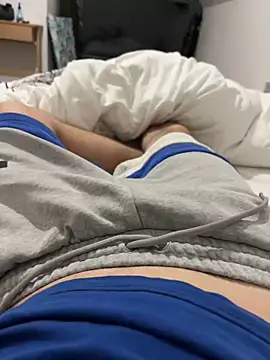 Snapshot of val6910 chatting on 20, 12, 2024 val6910 online show from 20, 12, 2024