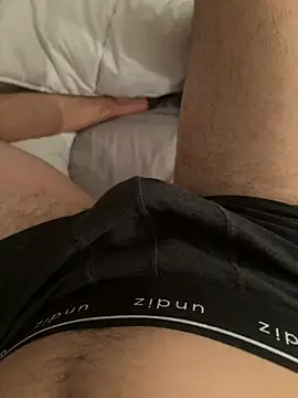 Snapshot of val6910 chatting on 12, 3, 2025 val6910 online show from 12, 3, 2025