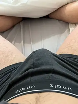 Snapshot of val6910 chatting on 20, 3, 2025 val6910 online show from 20, 3, 2025