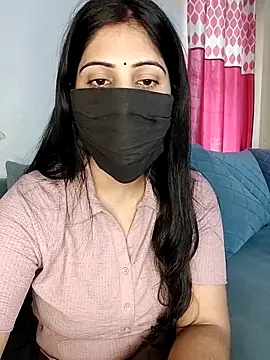Kritika Hotty online show from 17, 3, 2025