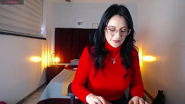 Snapshot of Zuzana21 chatting on 31, 12, 2024 Zuzana21 online show from 31, 12, 2024